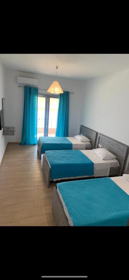 Blue Sea Apartments Qeparo Luaran gambar