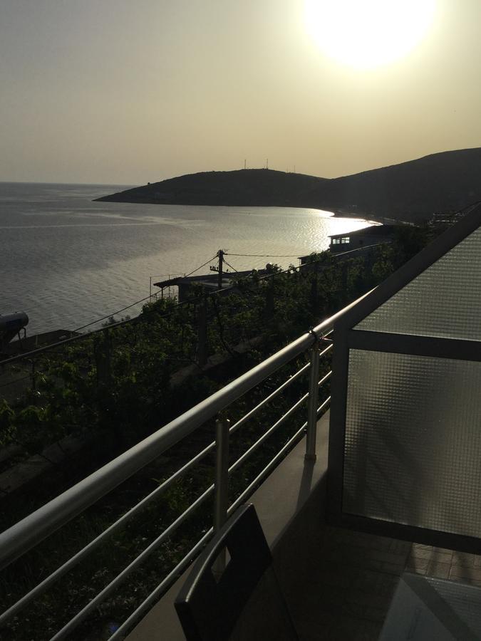 Blue Sea Apartments Qeparo Luaran gambar