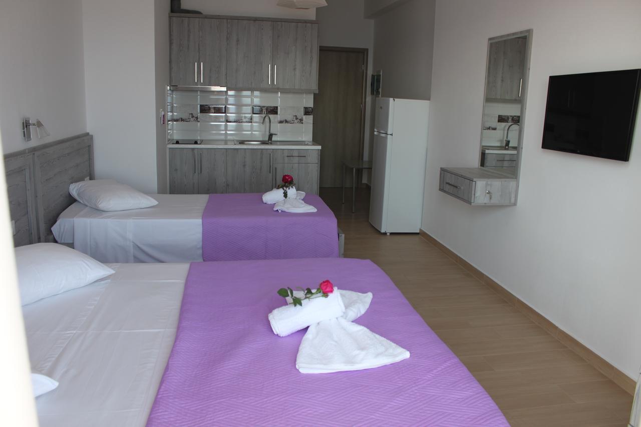 Blue Sea Apartments Qeparo Luaran gambar